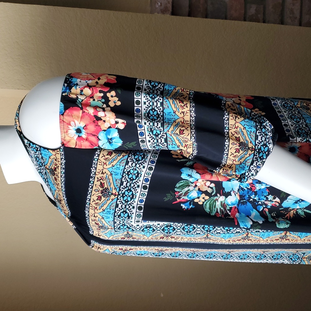 LUXOLOGY Floral Cold Shoulder ¾ Elastic Sleeve Colorful Shift Dress SIZE: 16